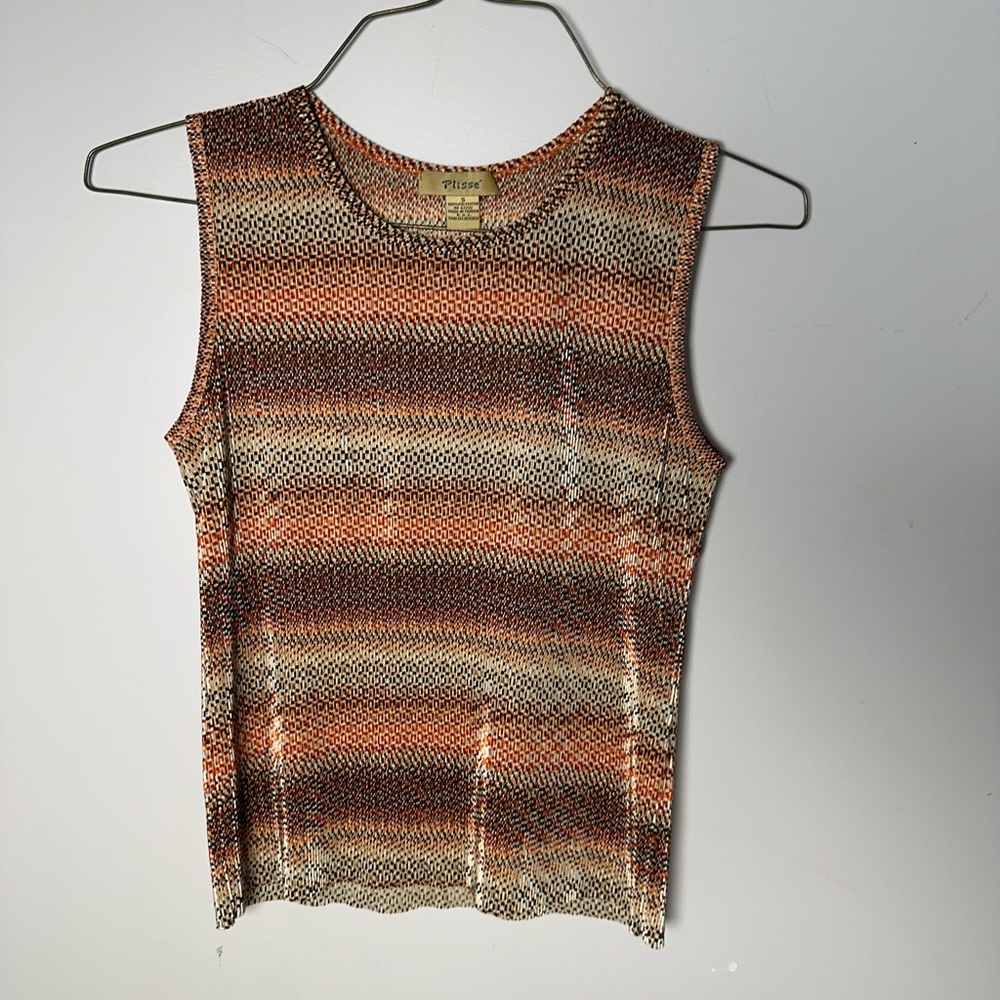 EUC Womens Plisse Small S Sleeveless Shirt Blouse Top Stretchy Coral Brown Pink